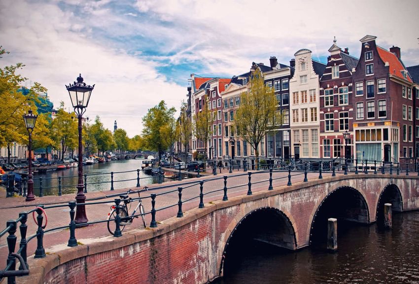 dating-places-in-amsterdam